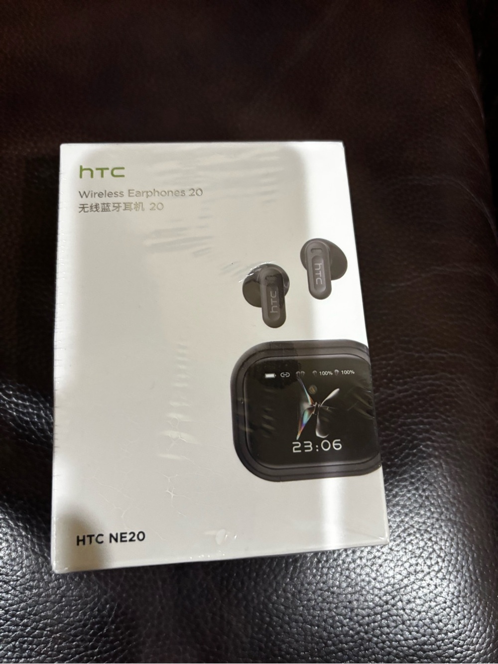 HTC Wireless Earphones 20 in Black with Charging Case